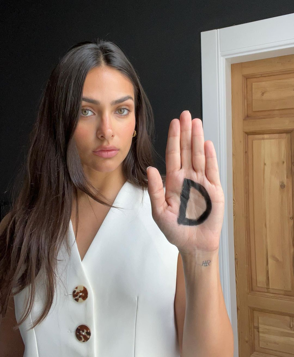 http://upforme.ru/uploads/0000/14/18/20205/t874950.png