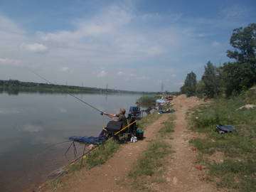 http://upforme.ru/uploads/0000/22/35/6805/t136879.jpg