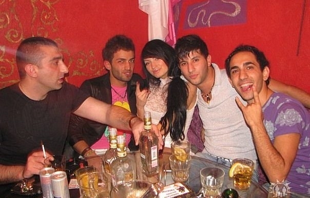 http://upforme.ru/uploads/0000/2b/69/289638-1-f.jpg