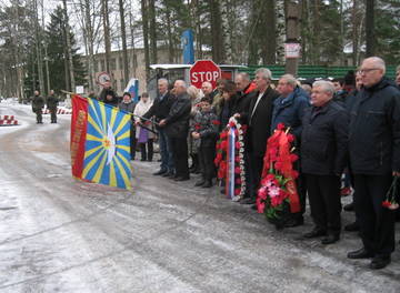 http://upforme.ru/uploads/0000/d0/8c/25/t47633.jpg