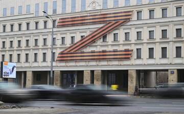 http://upforme.ru/uploads/0001/15/60/947/t203941.jpg