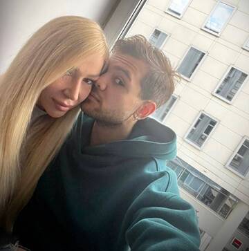 http://upforme.ru/uploads/0001/15/60/947/t952595.jpg