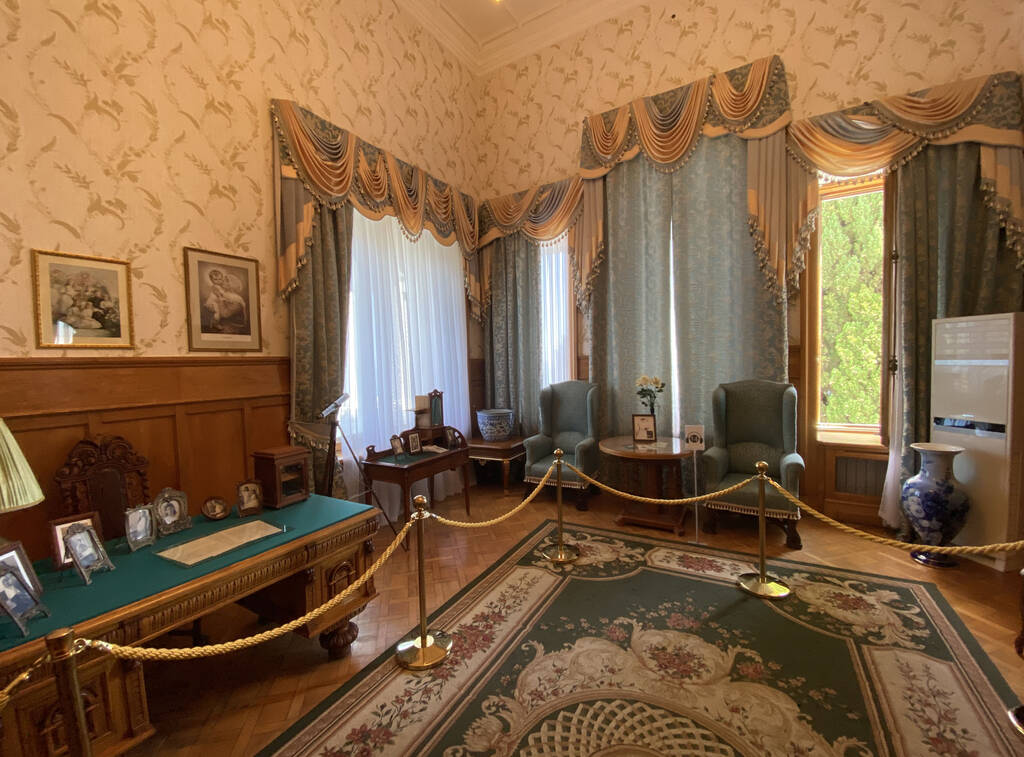 http://upforme.ru/uploads/0001/d0/60/404/24227.jpg