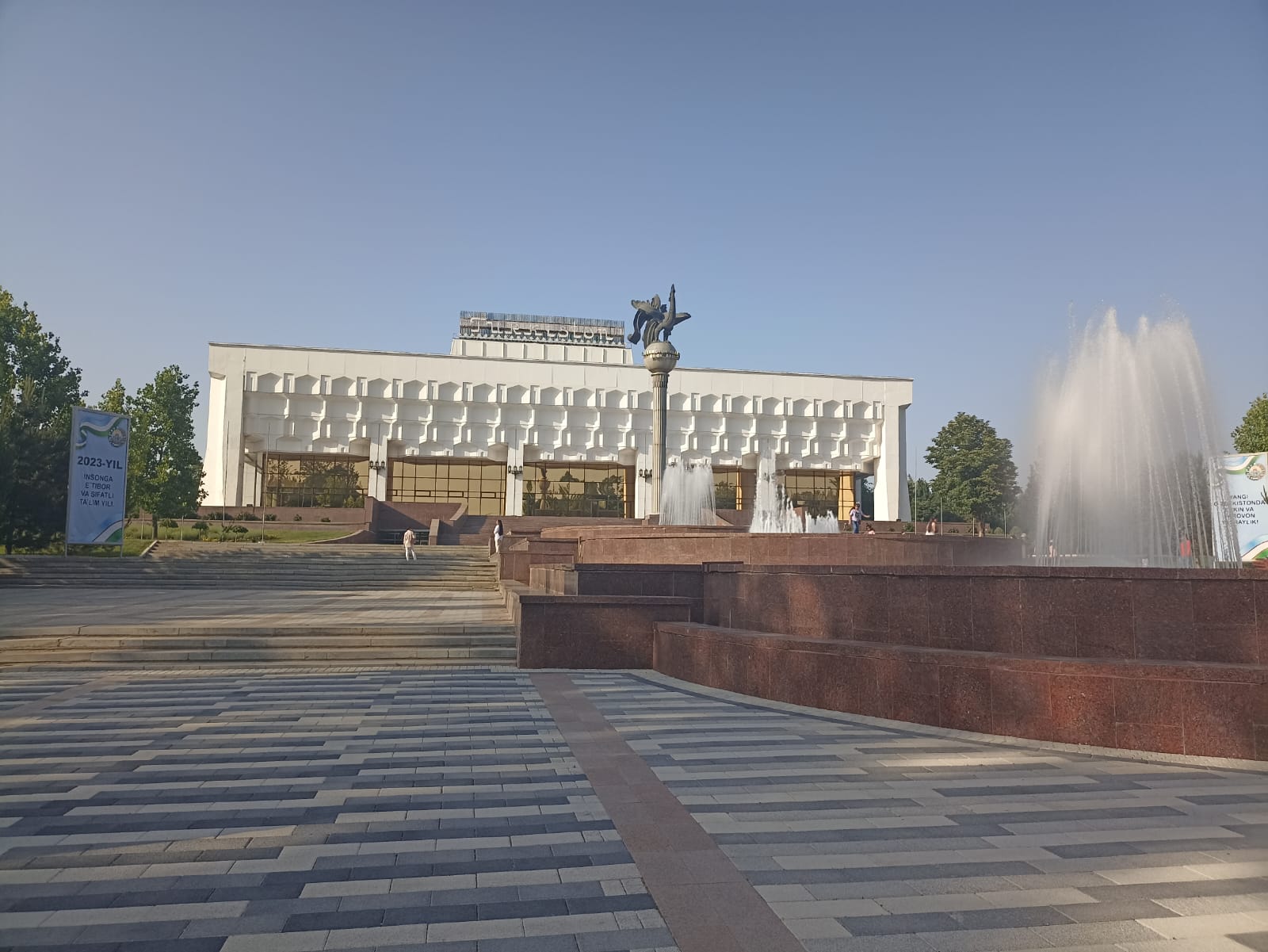 http://upforme.ru/uploads/0001/d0/60/4870/947764.jpg