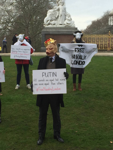 http://upforme.ru/uploads/0001/df/35/7/t305457.png