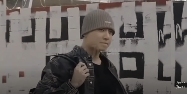 http://upforme.ru/uploads/0004/02/e8/2/t455329.png