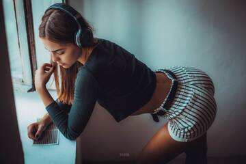 http://upforme.ru/uploads/0004/82/d6/36776/t158512.jpg