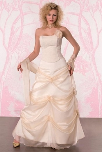 http://upforme.ru/uploads/0007/b5/32/100-1-f.jpg