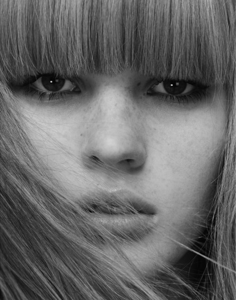http://upforme.ru/uploads/0007/b5/32/389-2-f.jpg