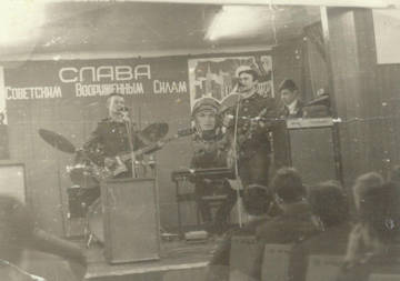 http://upforme.ru/uploads/0009/6c/04/19747/t293879.jpg