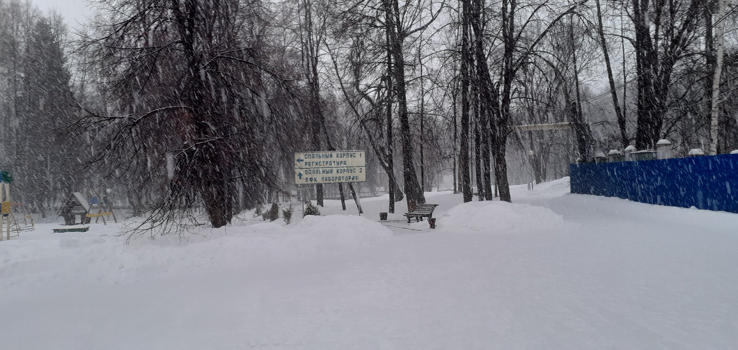 http://upforme.ru/uploads/000a/3f/42/512/21963.jpg