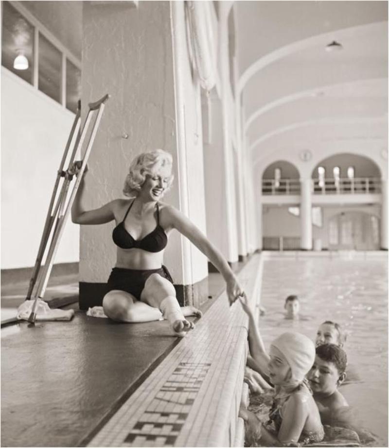http://upforme.ru/uploads/000a/3f/42/831/143142.jpg