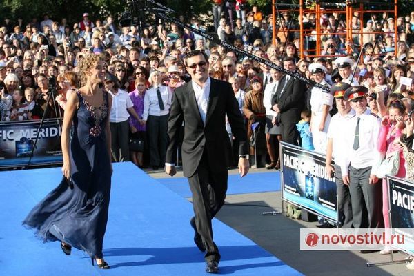 http://upforme.ru/uploads/000a/9f/d4/108-1-f.jpg