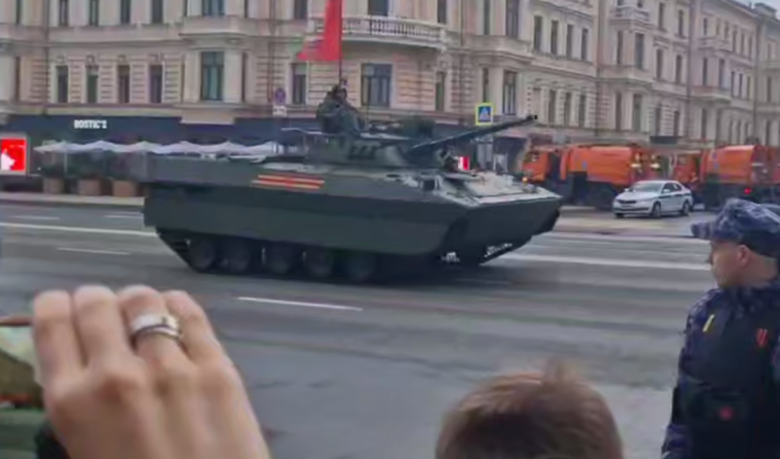 http://upforme.ru/uploads/000a/e3/16/1472/65239.png
