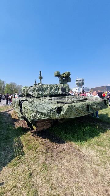 http://upforme.ru/uploads/000a/e3/16/1472/t838003.jpg