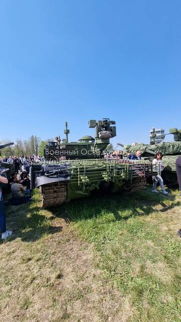 http://upforme.ru/uploads/000a/e3/16/1472/t938701.jpg