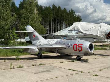 http://upforme.ru/uploads/000a/e3/16/1538/t407875.jpg
