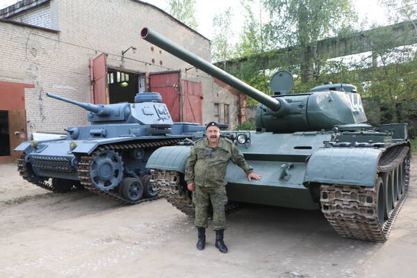 http://upforme.ru/uploads/000a/e3/16/2211/t442381.jpg