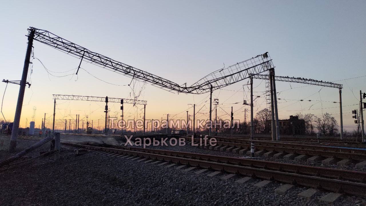 http://upforme.ru/uploads/000a/e3/16/232/804297.jpg