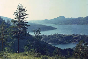 http://upforme.ru/uploads/000a/e3/16/2895/t110434.jpg