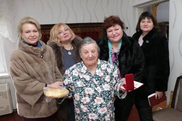 http://upforme.ru/uploads/000a/e3/16/4270/t78202.jpg