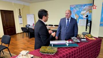 http://upforme.ru/uploads/000a/e3/16/606/t625233.jpg