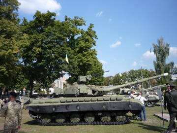 http://upforme.ru/uploads/000a/e3/16/944/t790333.jpg