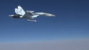 http://upforme.ru/uploads/000a/e3/16/994/t283827.gif