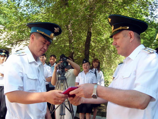 http://upforme.ru/uploads/000b/27/15/1012-3-f.jpg