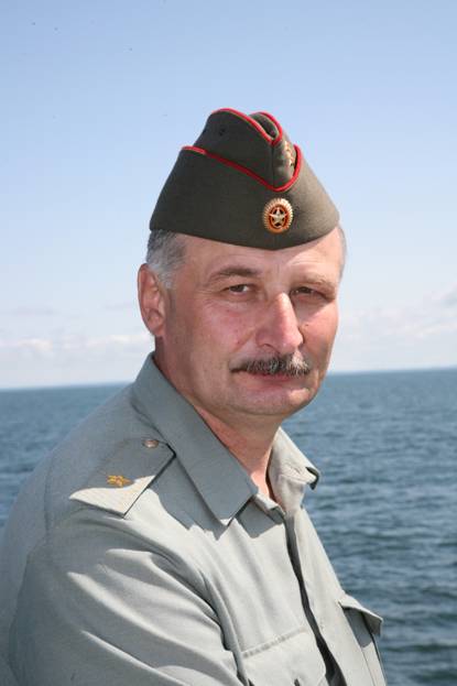 http://upforme.ru/uploads/000b/27/15/29592-1-f.jpg