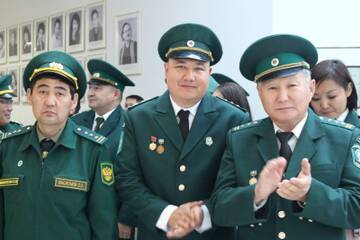 http://upforme.ru/uploads/000b/27/15/43/t100870.jpg