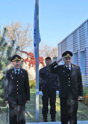 http://upforme.ru/uploads/000b/27/15/43/t157574.jpg