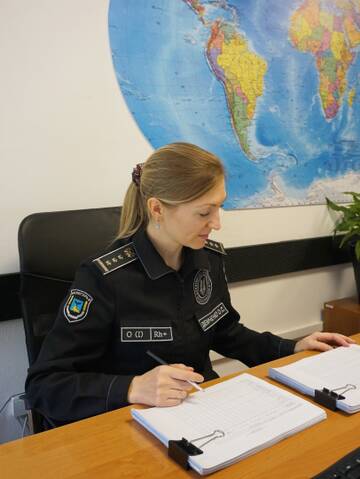 http://upforme.ru/uploads/000b/27/15/43/t183946.jpg