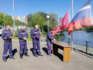 http://upforme.ru/uploads/000b/27/15/43/t214049.jpg