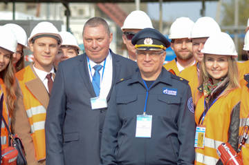 http://upforme.ru/uploads/000b/27/15/43/t414024.jpg