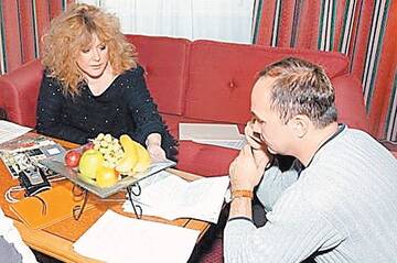 http://upforme.ru/uploads/000c/4a/cb/23/t264193.jpg