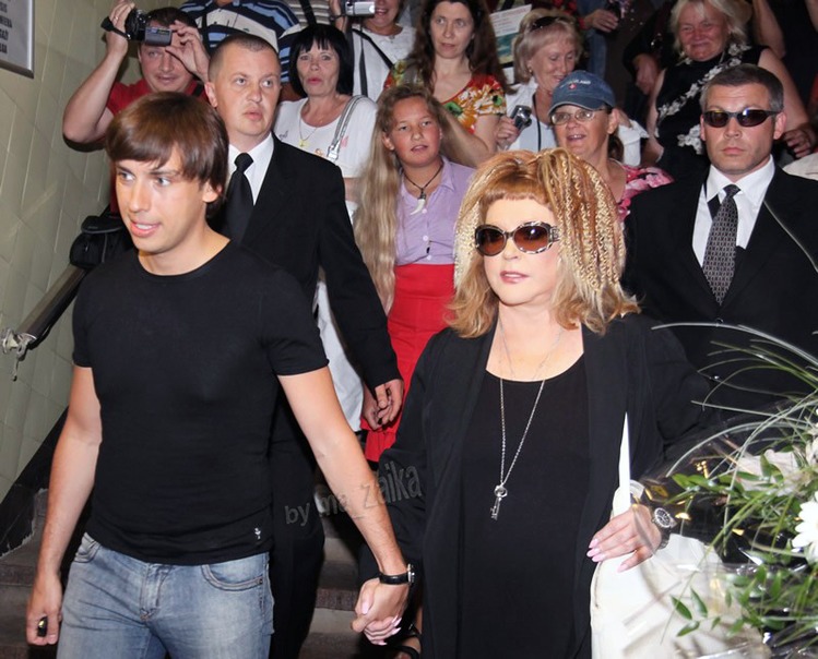 http://upforme.ru/uploads/000c/4a/cb/27667-2-f.jpg
