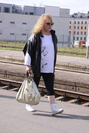 http://upforme.ru/uploads/000c/4a/cb/30778-3-f.jpg