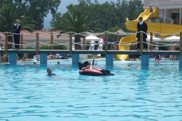 http://upforme.ru/uploads/000c/c9/91/22931-1-f.jpg