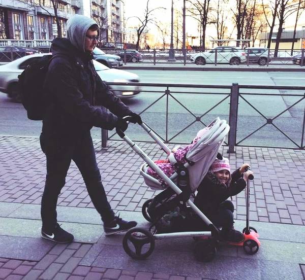 http://upforme.ru/uploads/000d/6b/61/4555/t185548.jpg
