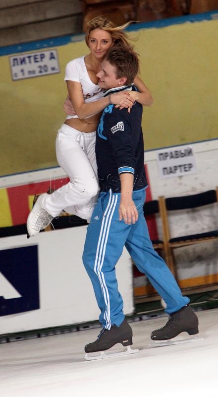 http://upforme.ru/uploads/000d/ff/24/24349-4-f.jpg