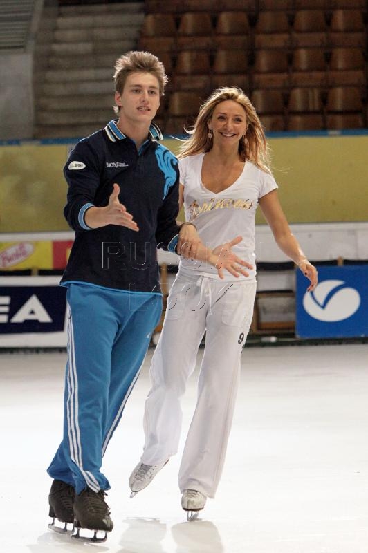 http://upforme.ru/uploads/000d/ff/24/24350-2-f.jpg