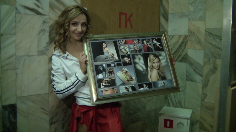 http://upforme.ru/uploads/000d/ff/24/28437-1-f.png