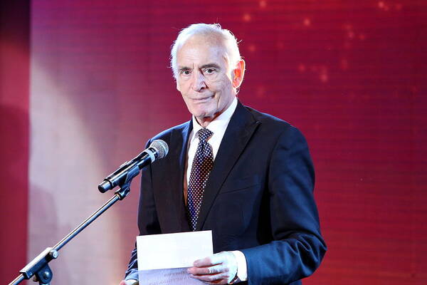 http://upforme.ru/uploads/000e/4c/fa/2/t135728.jpg