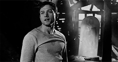http://upforme.ru/uploads/000f/09/e2/2/67501.gif