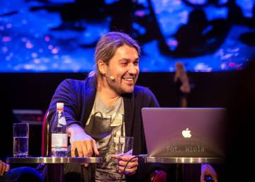 http://upforme.ru/uploads/000f/9c/c7/2/t19715.jpg