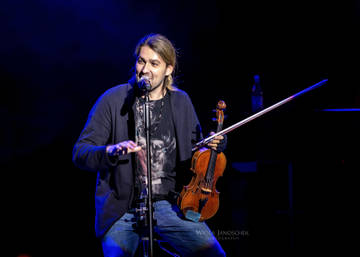 http://upforme.ru/uploads/000f/9c/c7/837/t82850.jpg