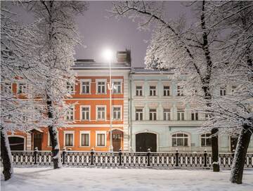http://upforme.ru/uploads/000f/b9/e8/7/t681645.jpg
