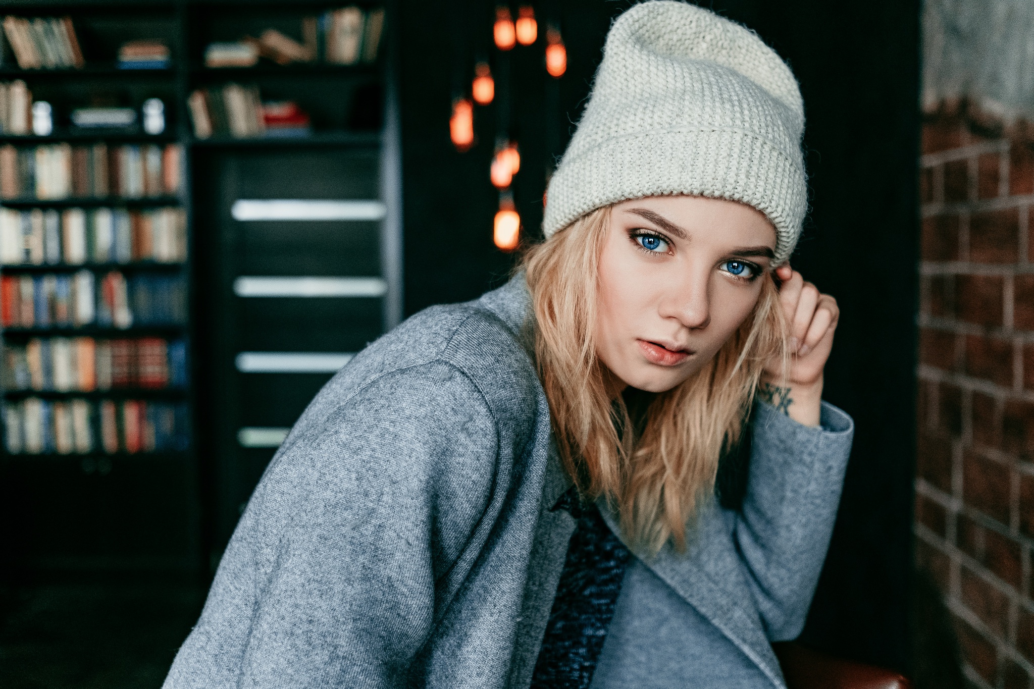 http://upforme.ru/uploads/0011/20/45/1568/333064.jpg