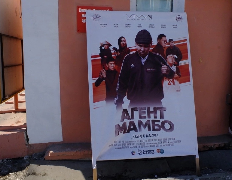 http://upforme.ru/uploads/0011/27/38/1269/373050.jpg